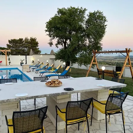 Unique V With Large Pool Villa Benkovac