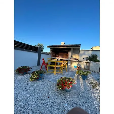 Vila Unique V With Large Pool