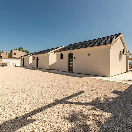 Unique V With Large Pool * Podgrade (Zadar)