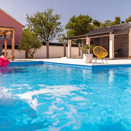 Unique V With Large Pool Vila Podgrade (Zadar)