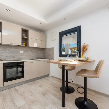 Vila Unique V With Large Pool