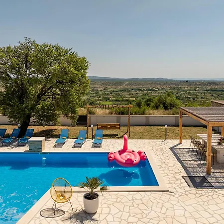Villa Unique V With Large Pool Benkovac