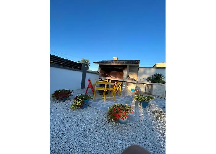 Vila Unique V With Large Pool