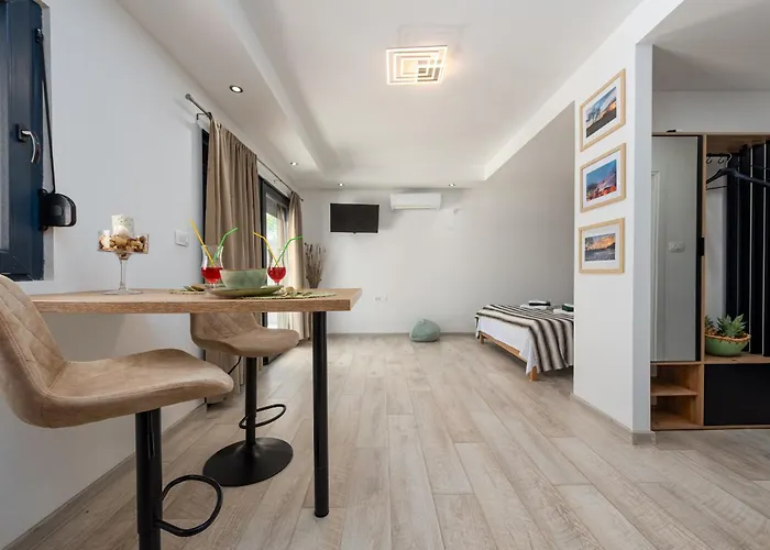 Unique V With Large Pool * Podgrade (Zadar)