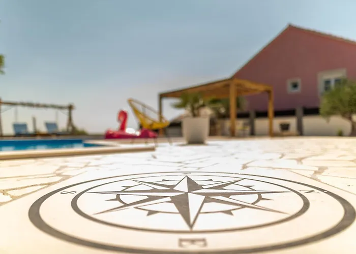 Unique V With Large Pool * Podgrade (Zadar)